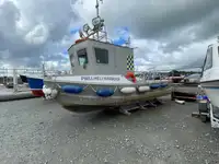 Patrullbåt till salu