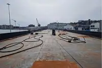 Pråm till salu