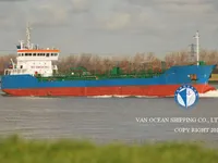 Olje-/kemikalietanker till salu