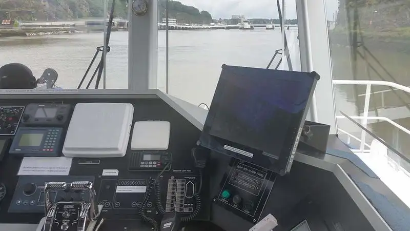 Pråm till salu