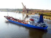 Oil/Chemical tanker till salu