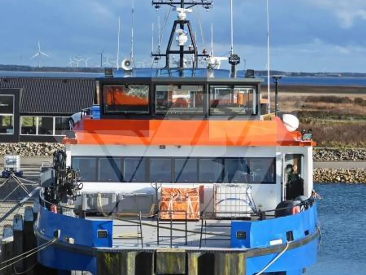 Servicefartyg för vindkraftsparker till salu