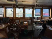 Containerskepp till salu