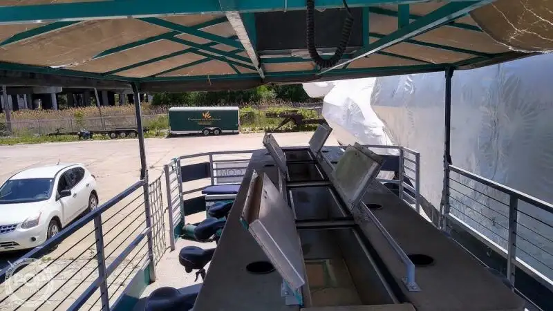 Containerskepp till salu
