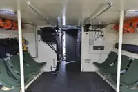 Militära fartyg till salu