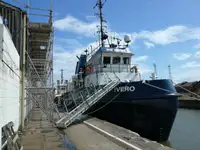 Undersökningsfartyg till salu
