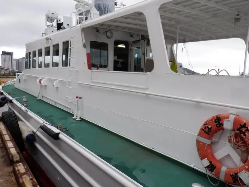 Patrullbåt till salu