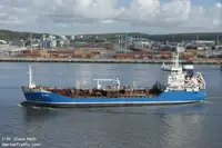 Oil/Chemical tanker till salu