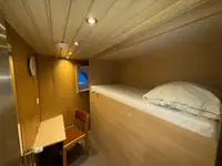 Försörjningsfartyg till salu