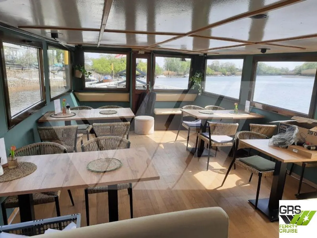 Turistbåt till salu