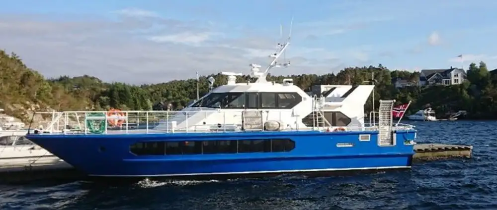 Färja till salu
