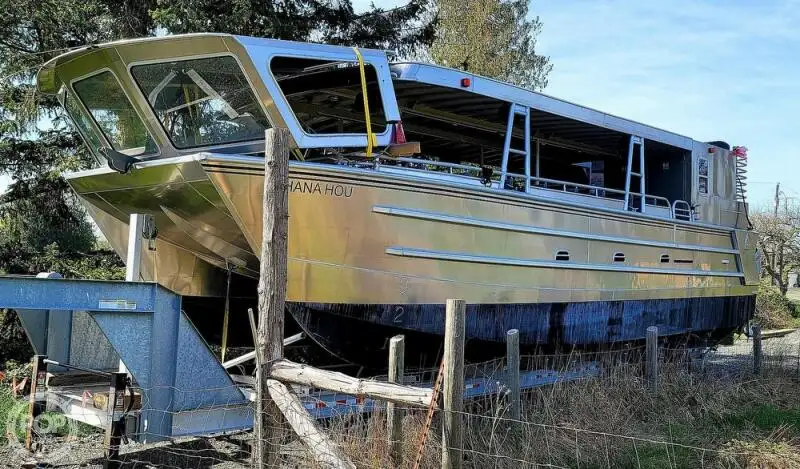 Katamaran till salu