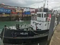 Bogserbåt till salu