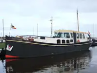 Pråm till salu