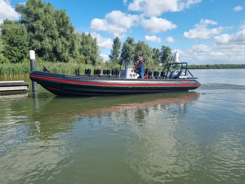 Containerskepp till salu
