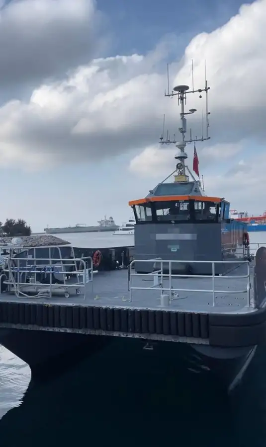 Servicefartyg för vindkraftsparker till salu