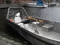 Arbetsbåtar till salu