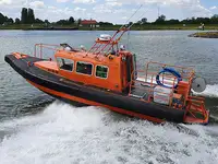 Containerskepp till salu
