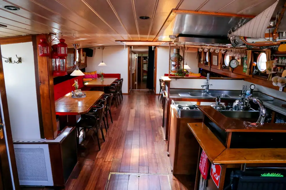 Yacht till salu