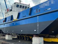 Containerskepp till salu