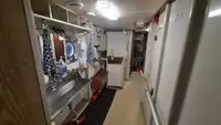 Försörjningsfartyg till salu