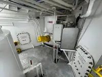 Containerskepp till salu