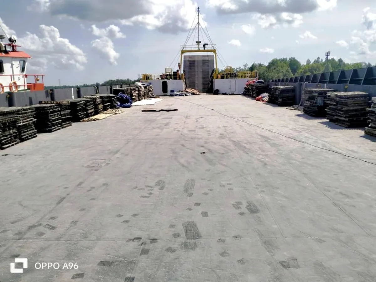 Landstigningsfartyg, tank till salu
