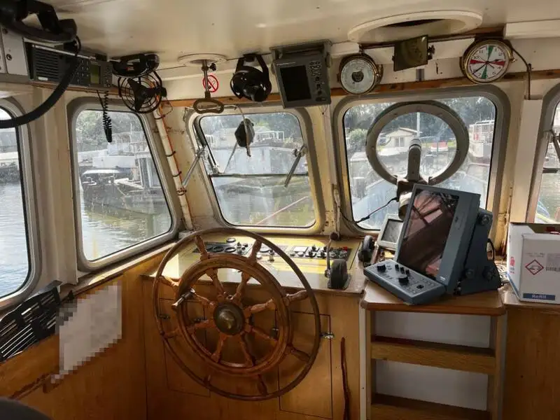 Patrullbåt till salu