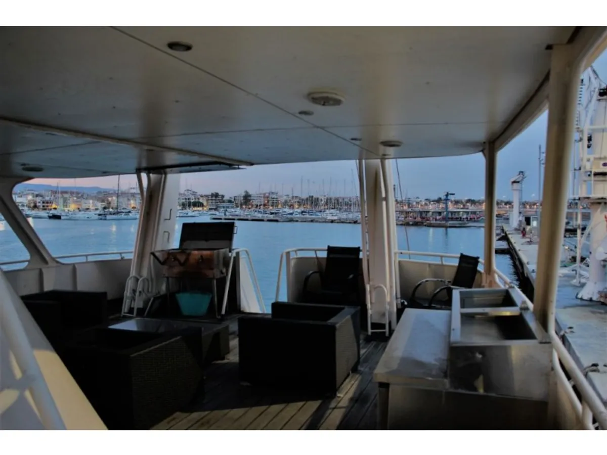 Yacht till salu
