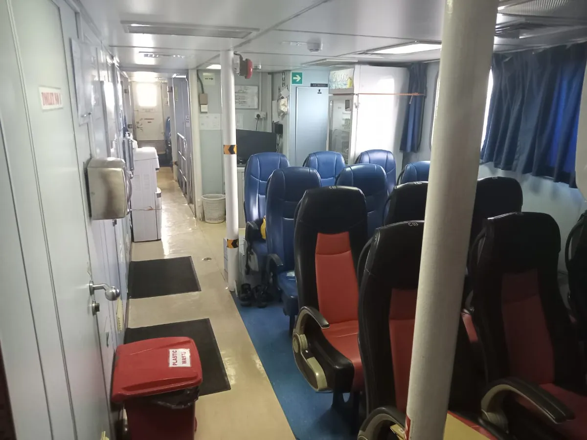 Försörjningsfartyg till salu