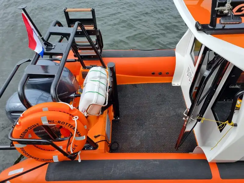 Containerskepp till salu