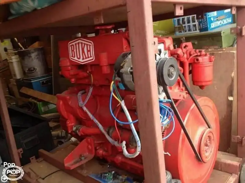 Räddningsbåt till salu