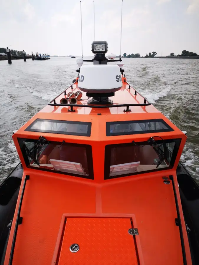 Containerskepp till salu