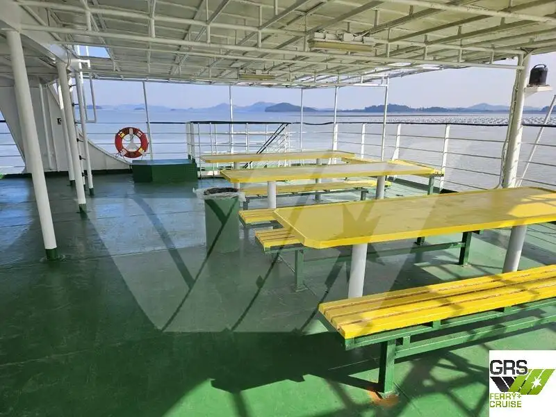 Landstigningsfartyg, tank till salu