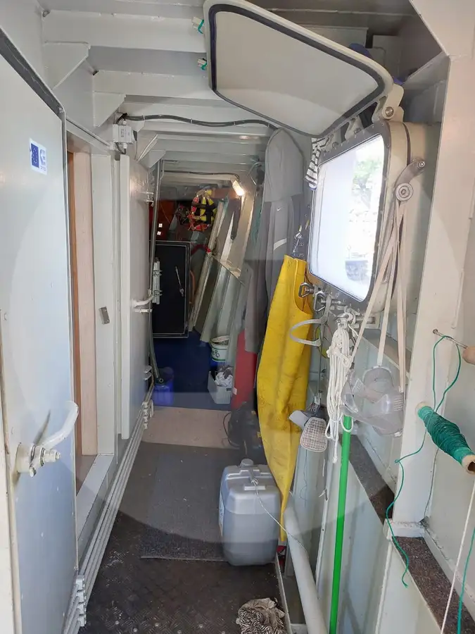 Levande fisktransportfartyg till salu