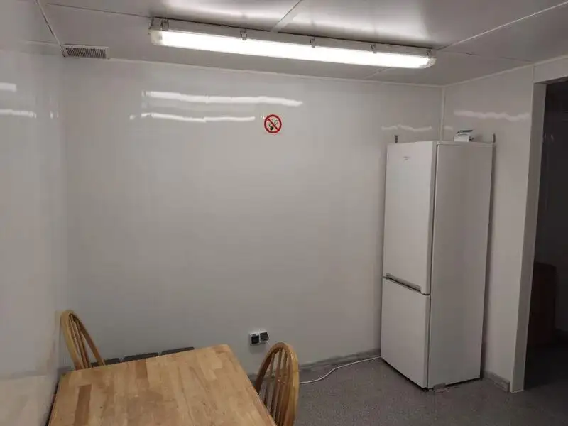 Pråm till salu
