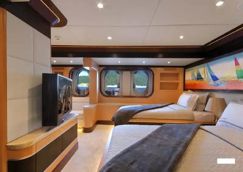 Yacht till salu