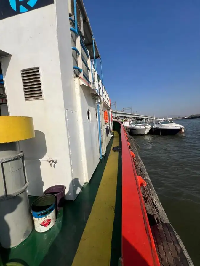 Bogserbåt till salu