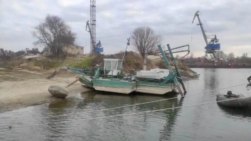 Mudderverk till salu