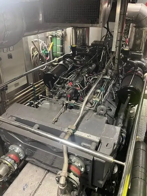 Undersökningsfartyg till salu