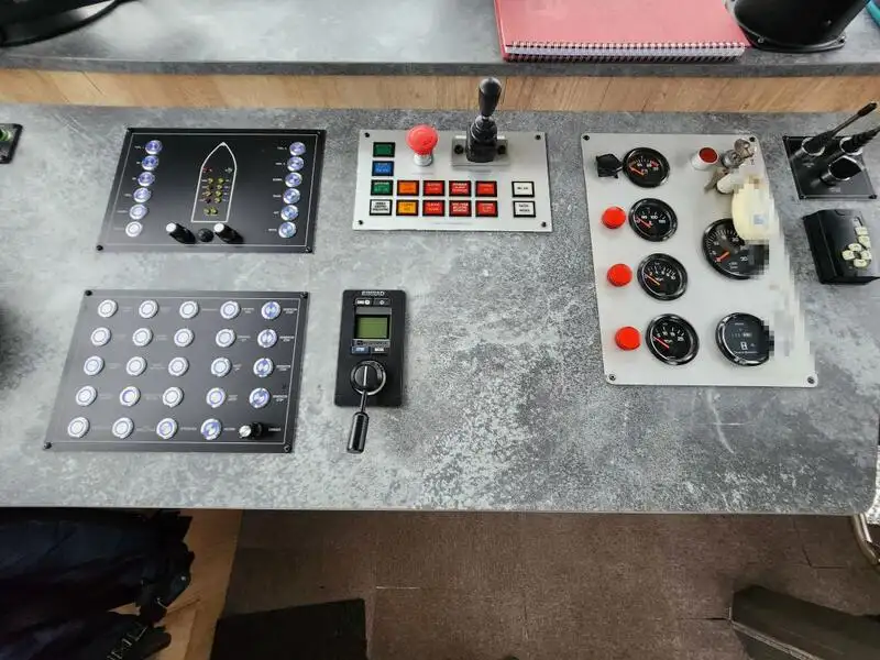 Arbetsbåtar till salu