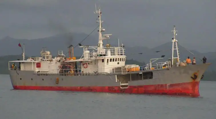 Långrevsfartyg till salu