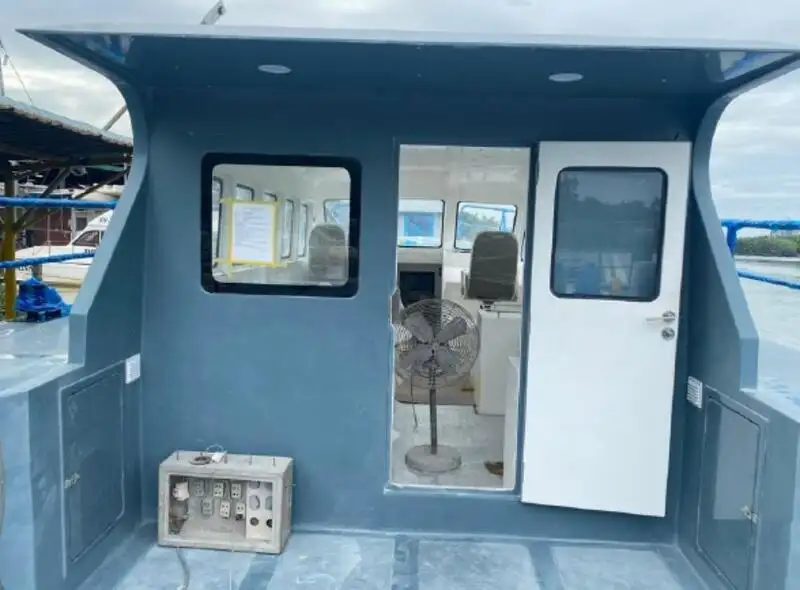 Besättningsbåt till salu