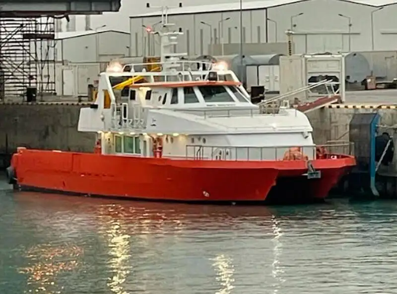 Katamaran till salu