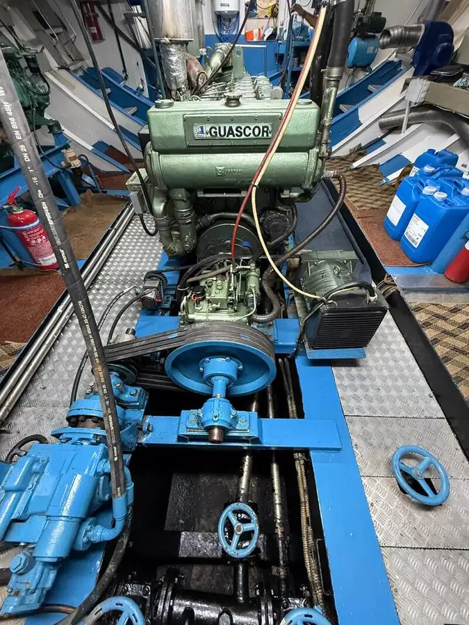 Fisketrålare till salu