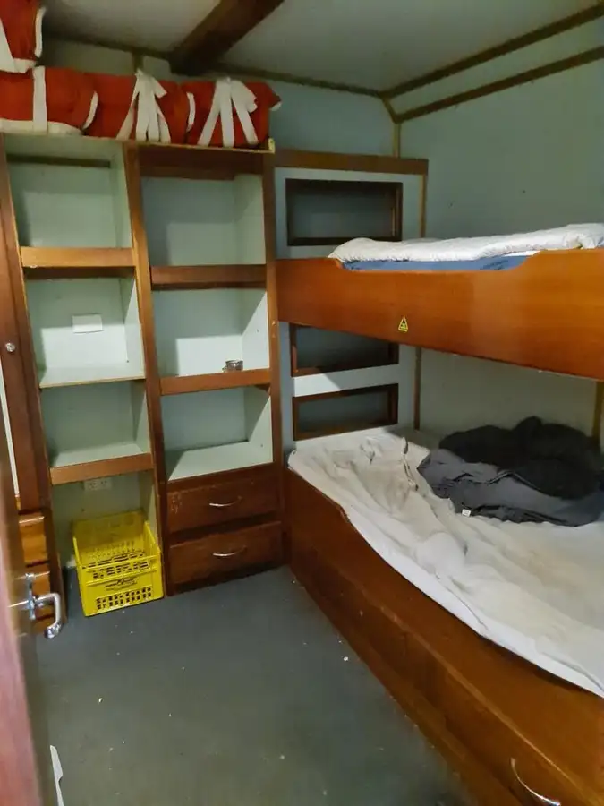 Långrevsfartyg till salu