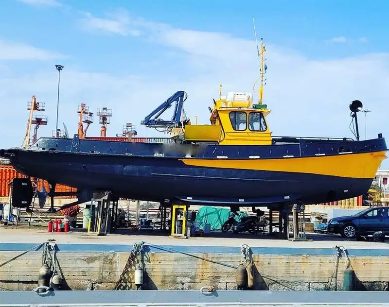 Arbetsbåtar till salu