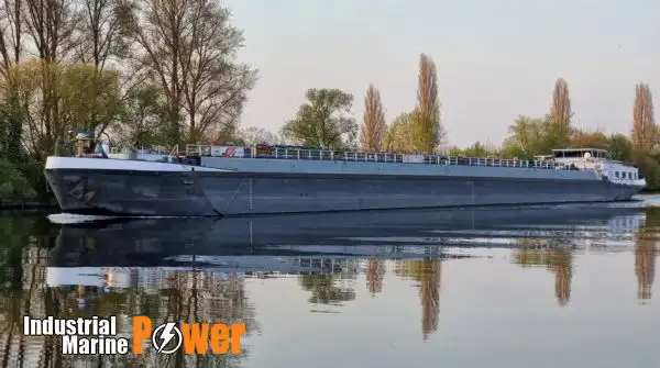 Oljetanker, Kemikalietanker till salu