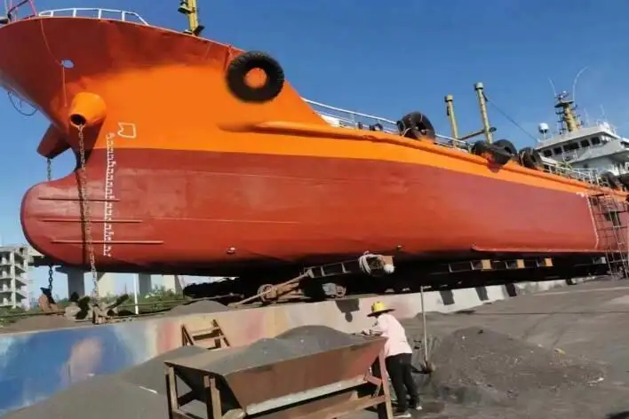 Oljetanker, Kemikalietanker till salu