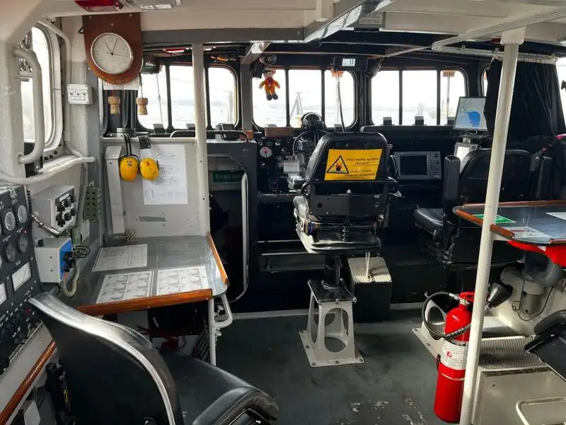 Besättningsbåt till salu